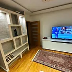 شقة Heart Of Sarajevo,old Town-free Parking *