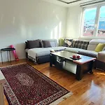 アパート Heart Of Sarajevo,old Town-free Parking *
