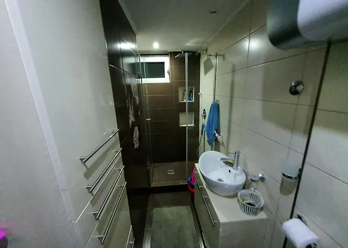 Heart Of Sarajevo,old Town-free Parking Appartement